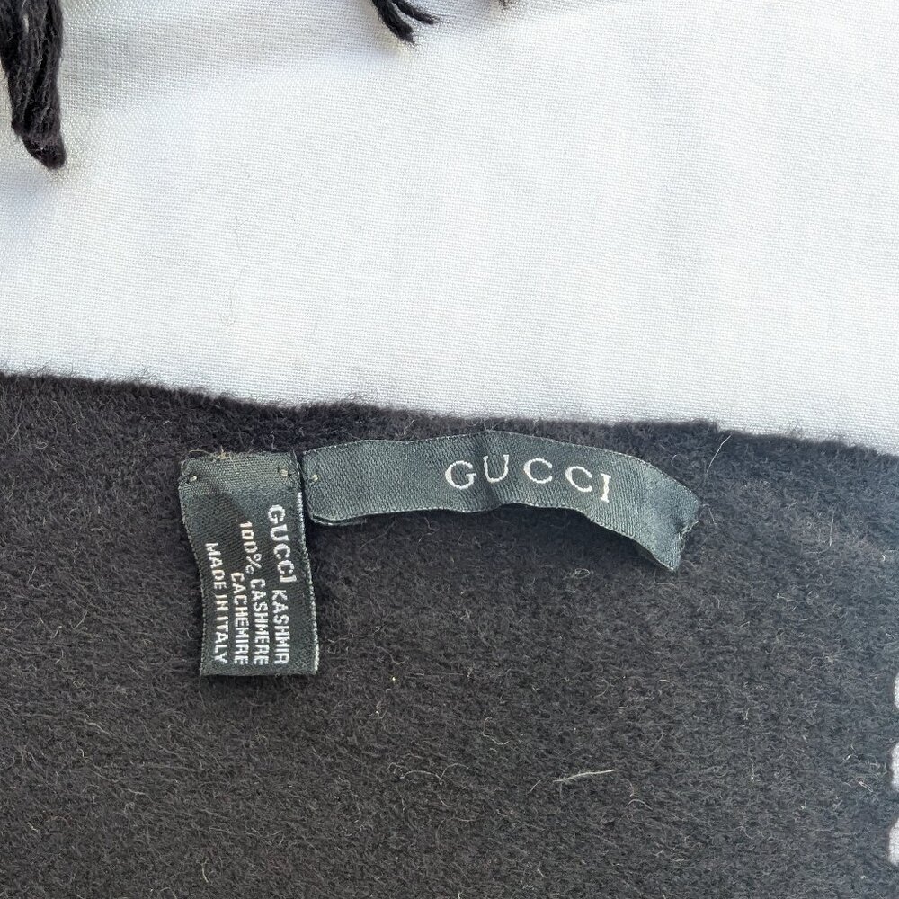 Gucci Authentic Scarf Black 100% Cashmere Unisex Scarf Made in Italy. - Picture 6 of 8
